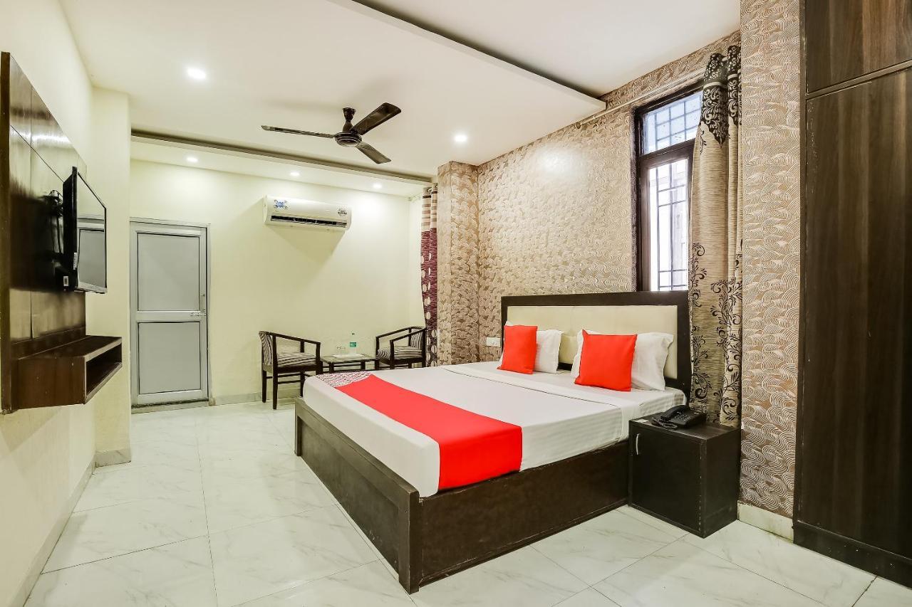 Hotel Oyo 9040 Alpine
